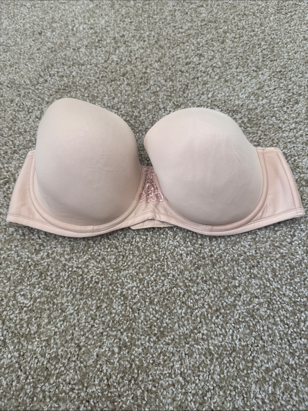 Vanity Fair Light Pink Strapless Smooth Molded Bra